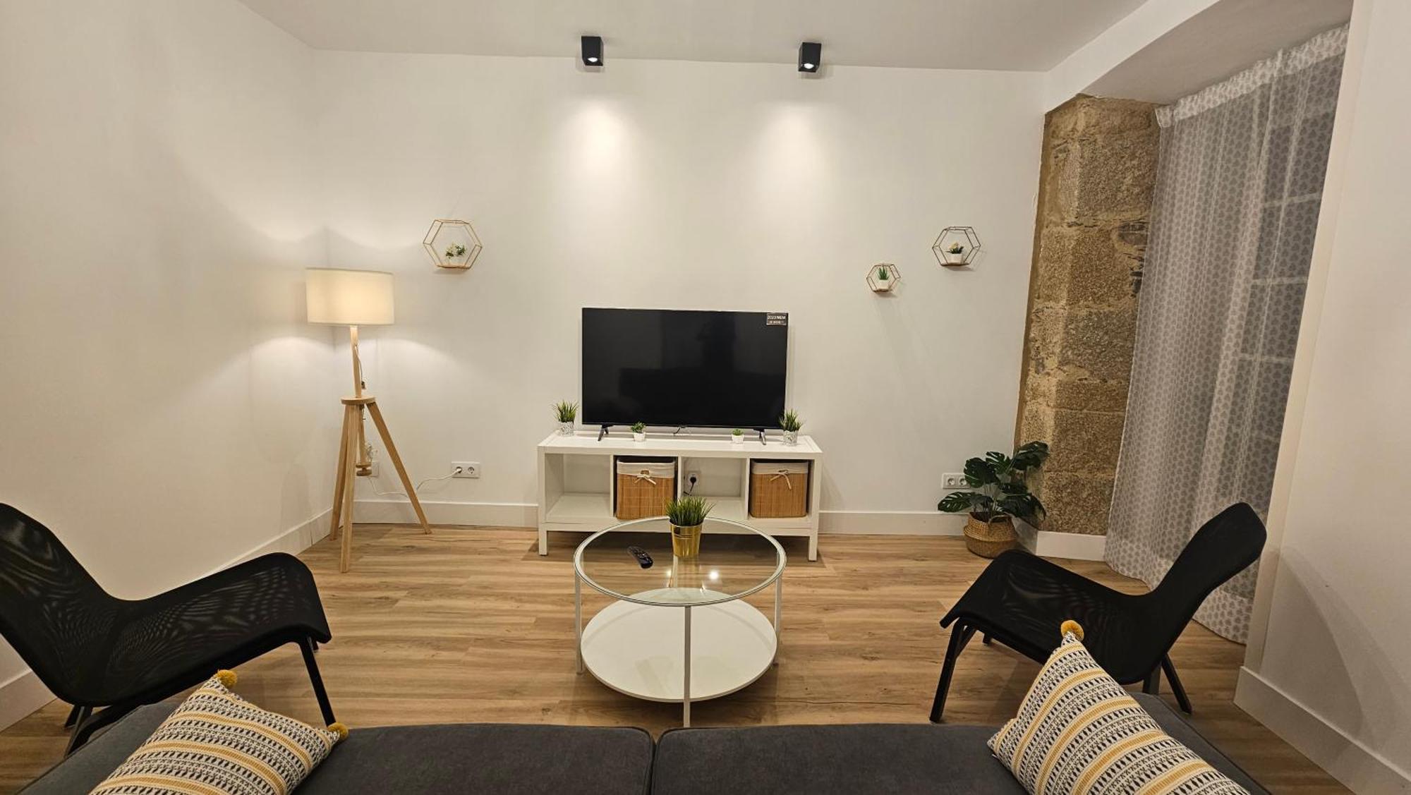 Apartamentos En El Centro - Plaza De Amboage - Wifi 페레올 외부 사진