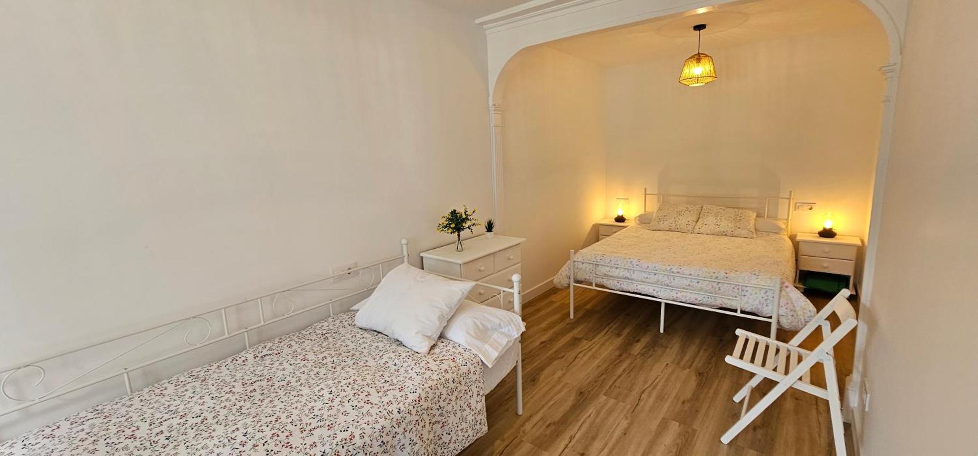 Apartamentos En El Centro - Plaza De Amboage - Wifi 페레올 외부 사진